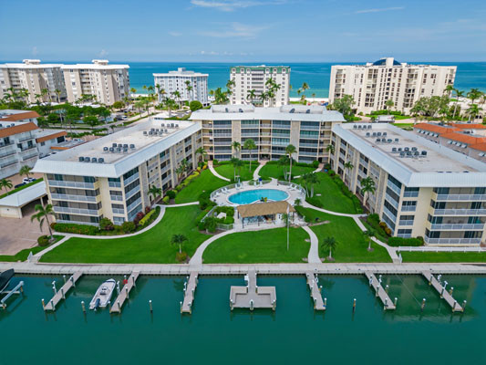 Harbour Cove condos