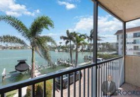 Screened in balcony at Harbour Cove #216 The Moorings, Naples, FL. Larry Roorda Realtor.