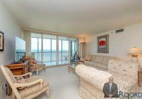 4651 Gulf Shore Blvd N 702-large-001-007-Living-1499x1000-72dpi